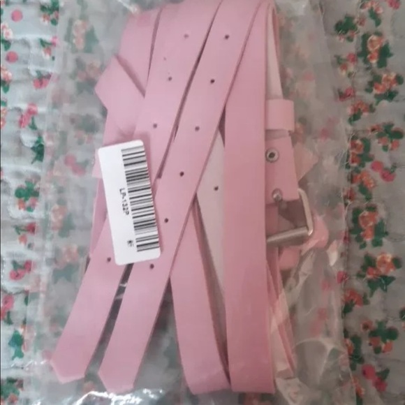 Pink PU Leather Bow Garter Belt - Picture 5 of 6